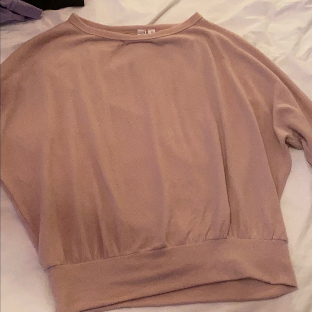Over size wildfox dupe light pink sweater